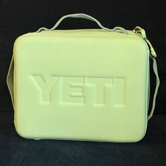YETI Daytrip Lunch Box 5L - Key Lime - Picture 3 of 7